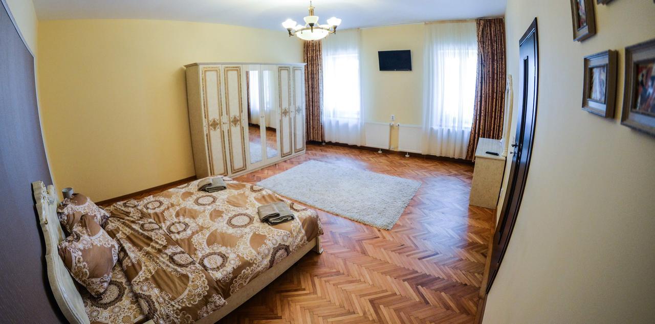 Apartment Luca Poarta Schei Brasov Ngoại thất bức ảnh