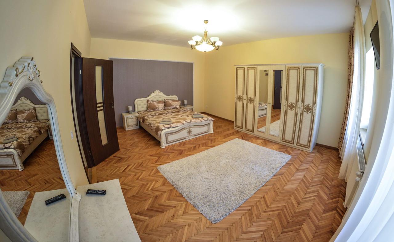 Apartment Luca Poarta Schei Brasov Ngoại thất bức ảnh